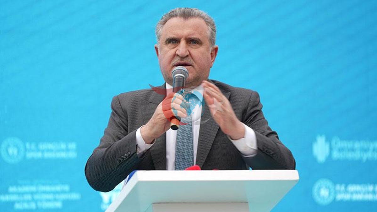 Bakan Bak'tan Milli Karateci Poyraz İçin Destek Mesajı