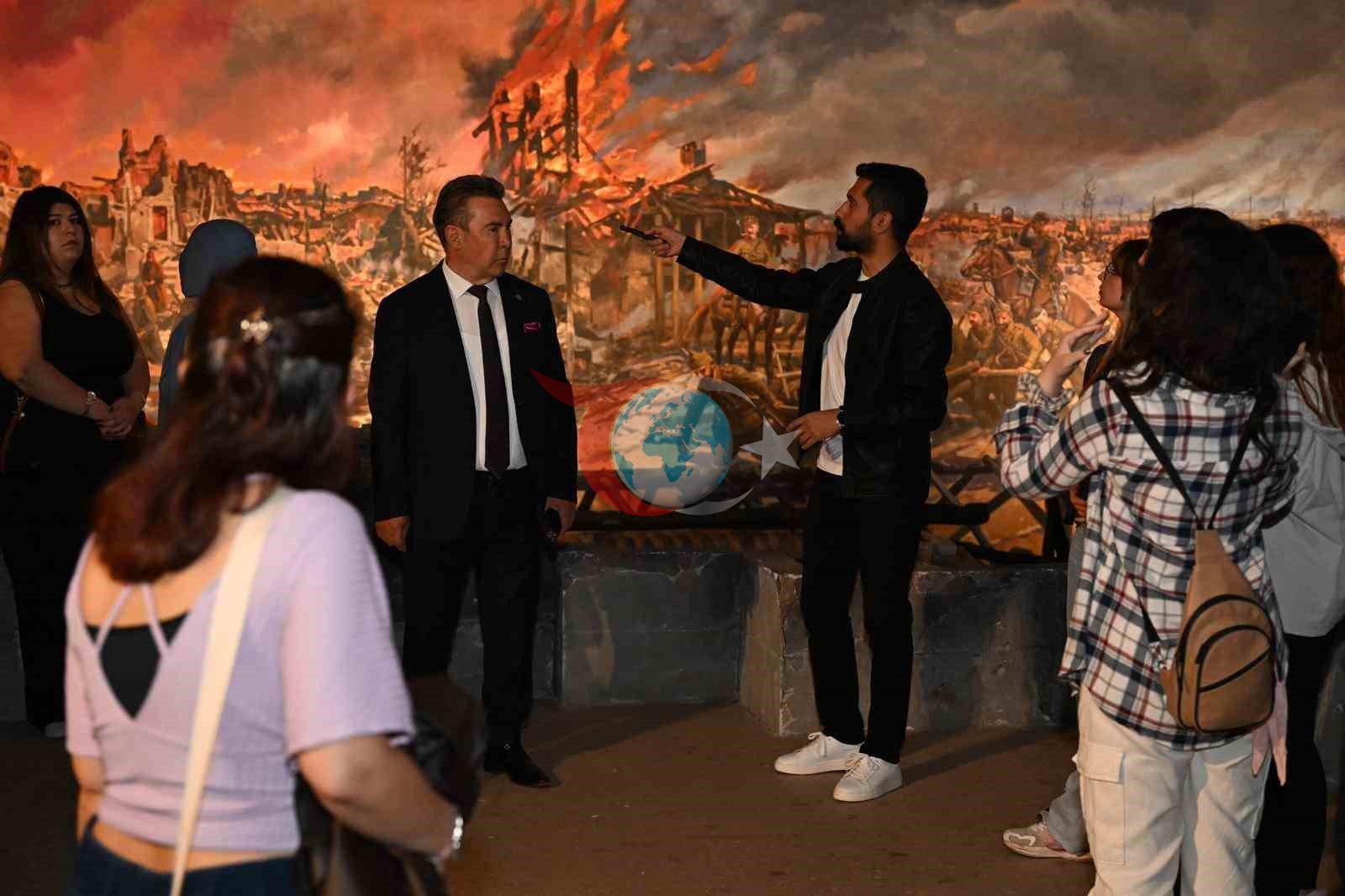 Üniversite öğrencilerine Manisa&rsquo;nın tarihi mirası anlatıldı