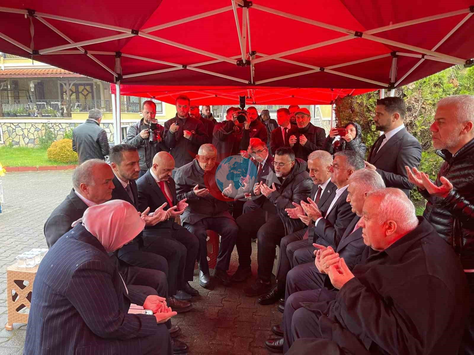 Binali Yıldırım, Durmazoğlu Ailesine Başsağlığı Diledi