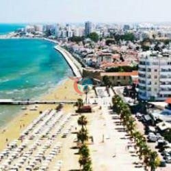 İsrail, Güney Kıbrıs'ı işgal etmeye başladı