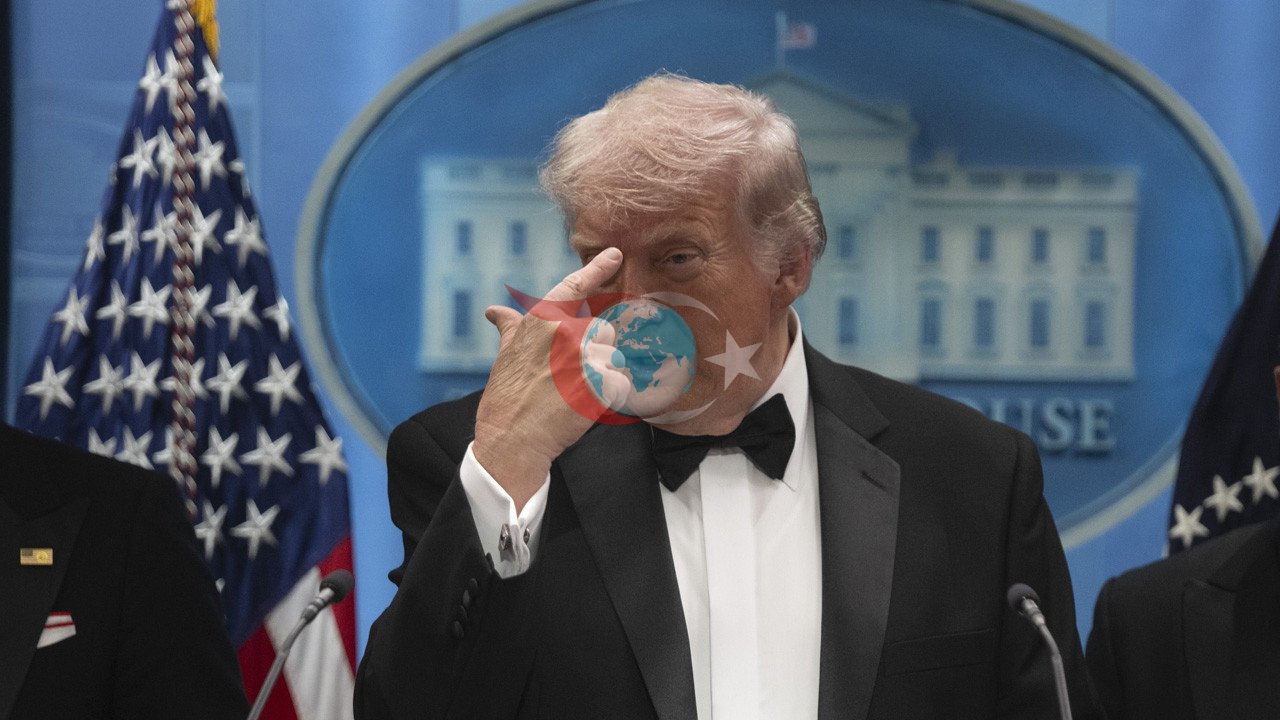 Trump, Hürmüz'deki Özgürlük Projesi Operasyonunu Geçici Olarak Durdurdu