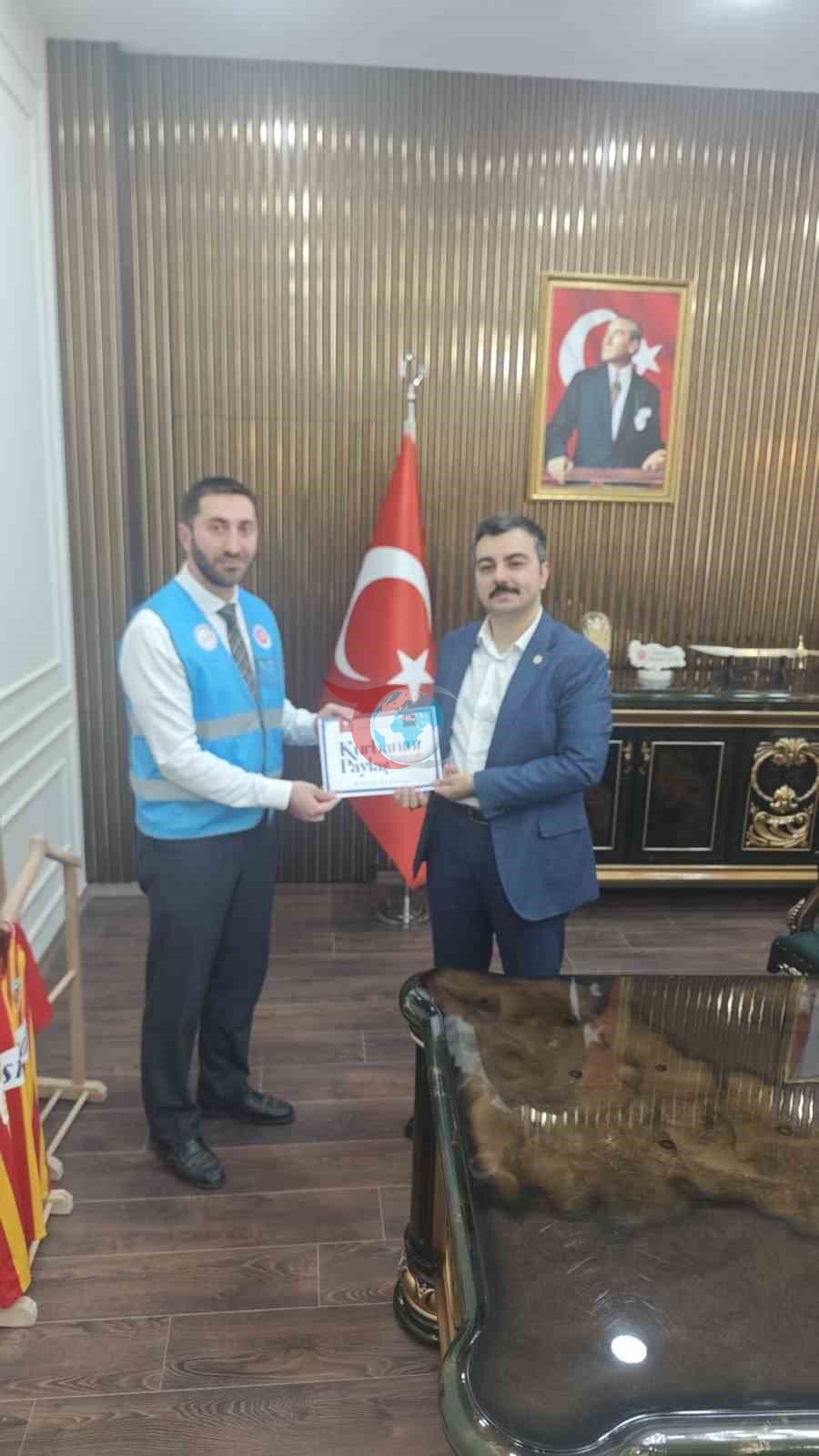 Mustafa Atış'tan Türkiye Diyanet Vakfı'na Anlamlı Kurban Bağışı
