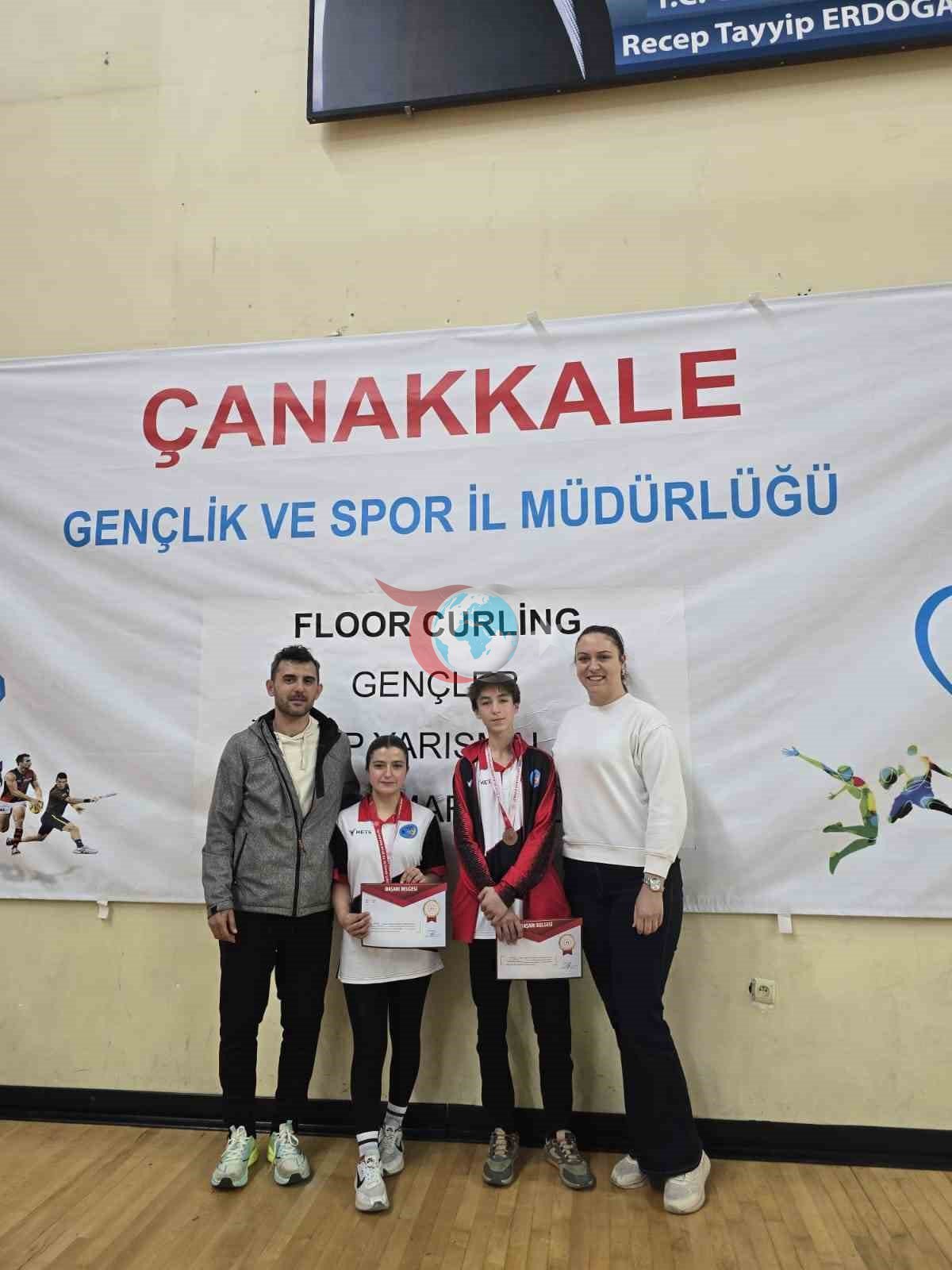 Pazarlar Spor Lisesinden tarihi rekor