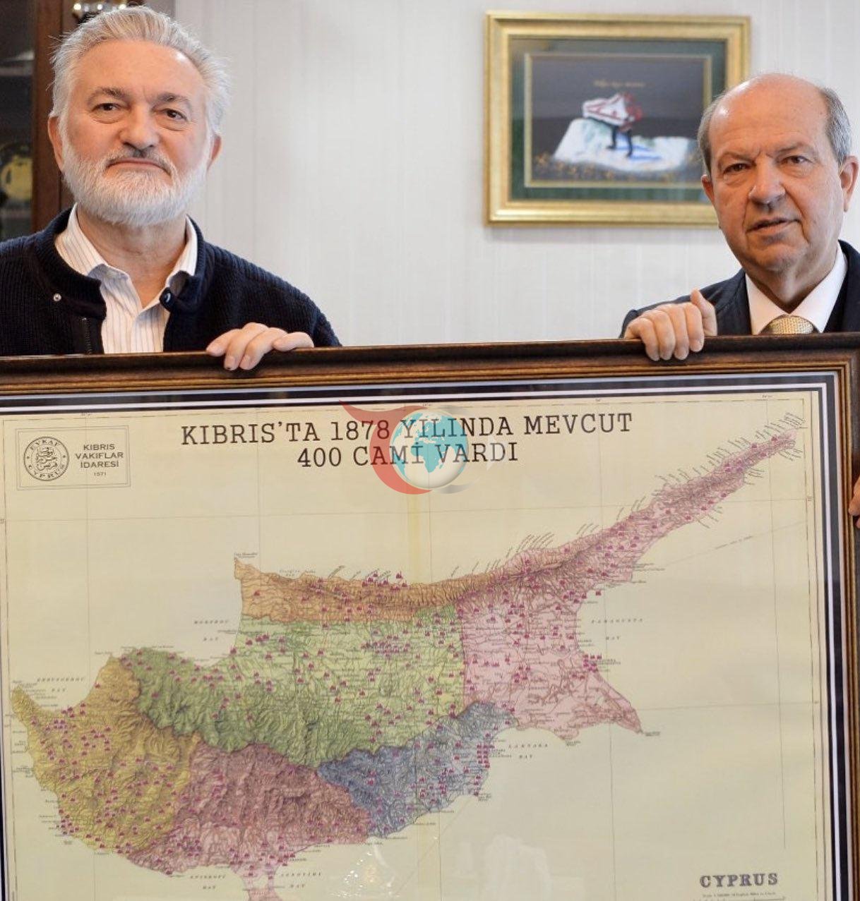 Eser, Kuzey Kıbrıs Türk Cumhuriyeti'nin eski Cumhurbaşkanı Ersin Tatar'a sunulmuştu.