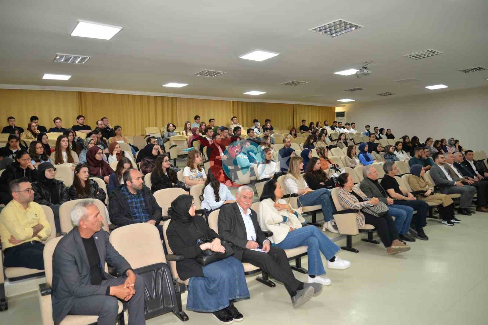 BUÜ&rsquo;de Fethi Gemuhluoğlu anıldı