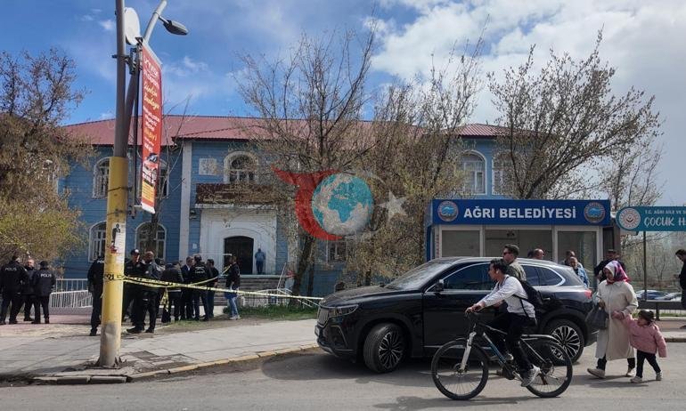 Adliye önünde dehşet Boşanma başvurusu için gelen adamı, kayınbiraderi vurdu