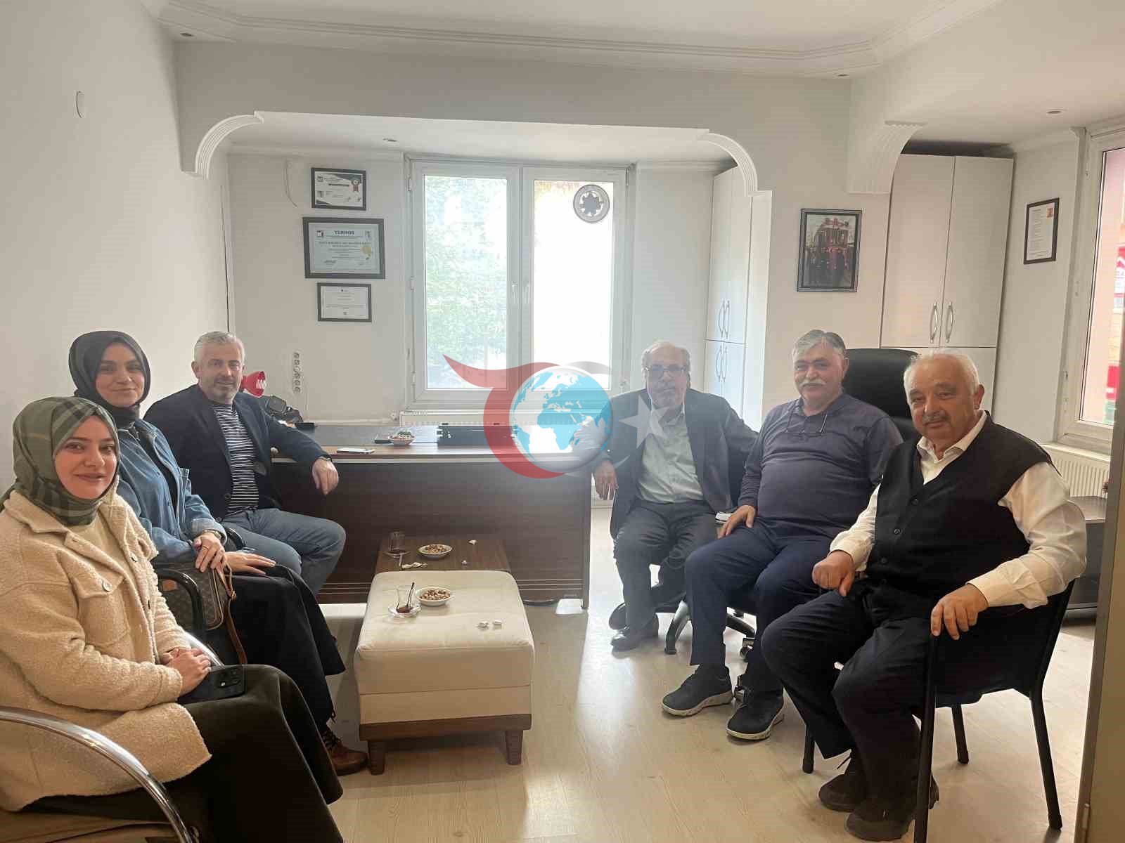 Karesi AK Partiโden vefa dolu ziyaretler