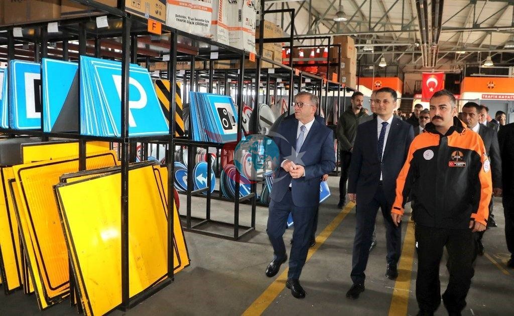 Karsโta KARAKURT ekibine resmi arma: Afetlere hazฤฑr gรผรง sahada