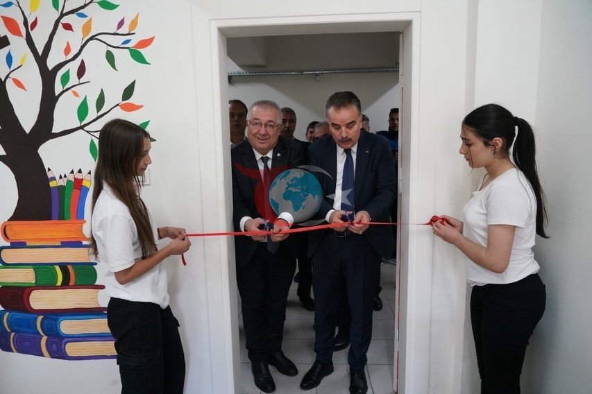 Edremit'te Yeni Kütüphane ile Eğitime Katkı
