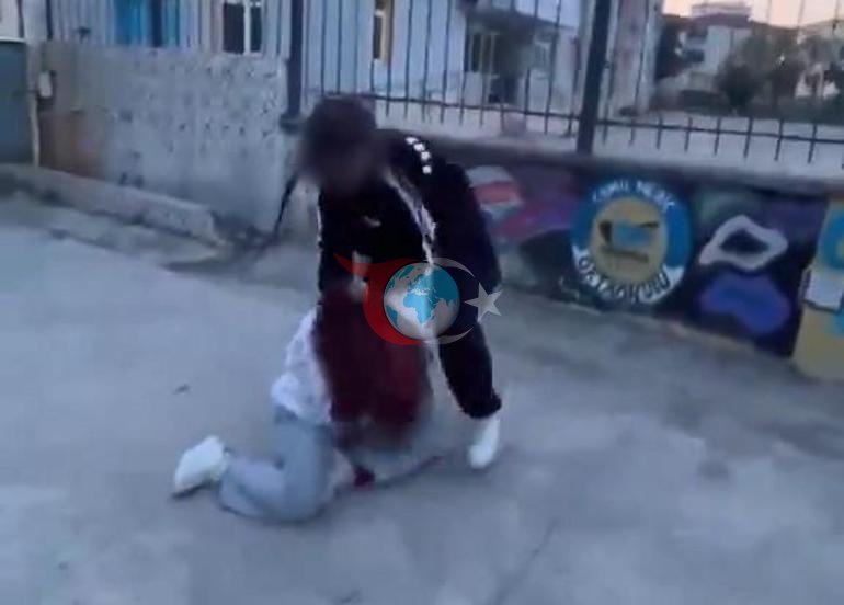 Samsunda akran zorbalığı: Darbedip kameraya çektiler
