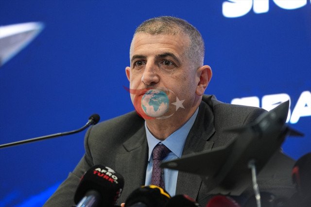 Kızılelma'nın ilk talibi Endonezya oldu! Bayraktar'ın gururlandıran imzası - Resim: 1