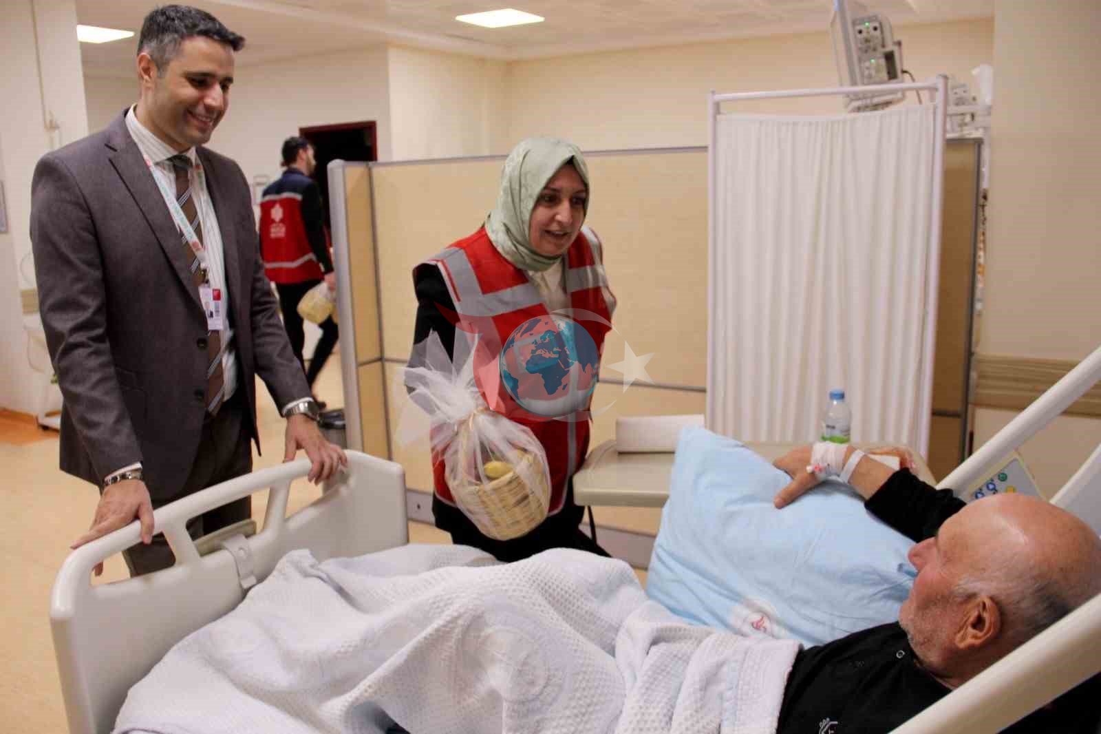 Kayseri Devlet Hastanesi'nde Anlamlı Ziyaret