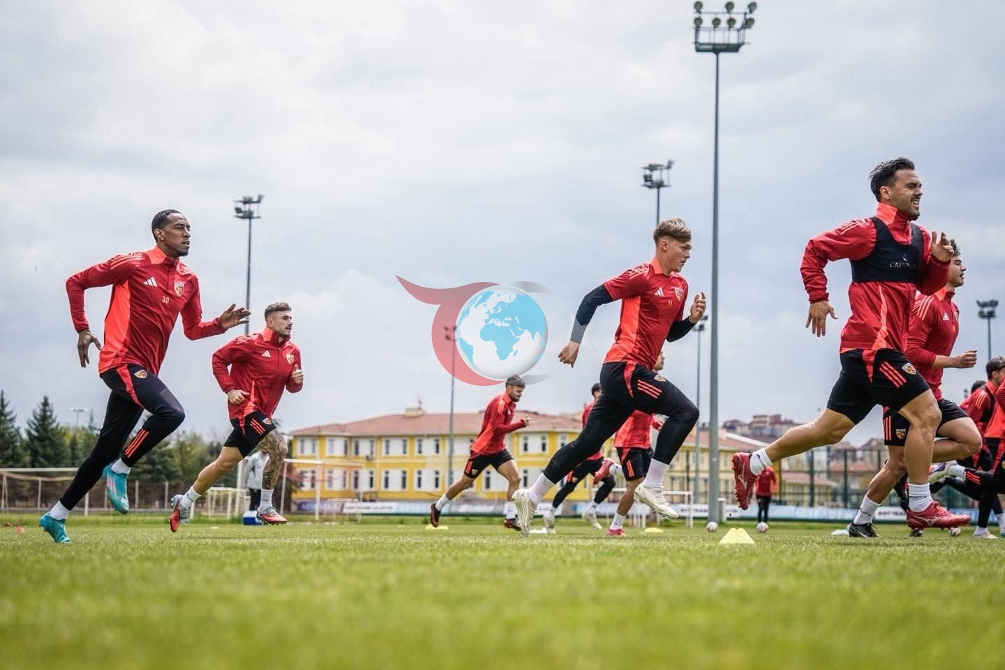 Kayserispor, Alanyaspor Maçı İçin Hazırlıklarını Sürdürüyor