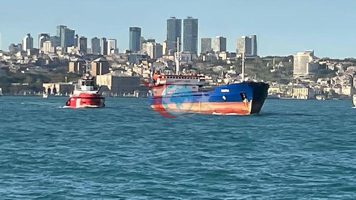 İstanbul Boğazı'nda Gemi Arızası Nedeniyle Trafik Durduruldu