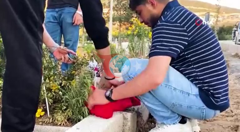 Staj yaptığı pastanede can vermişti Mahir Buğra’nın mezarı başında arkadaşlarından duygu dolu veda