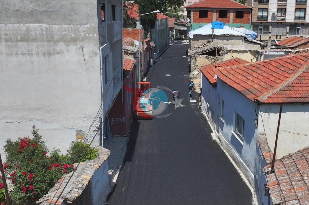 Muradiye&rsquo;de yol yenileme ve asfalt seferberliği