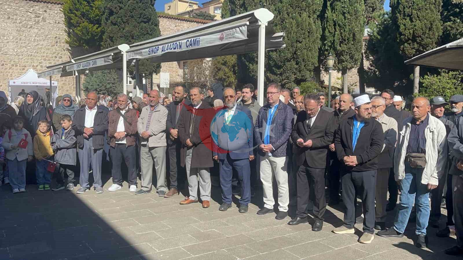 Sinoplu Hacı Adayları Dualarla Yola Çıktı
