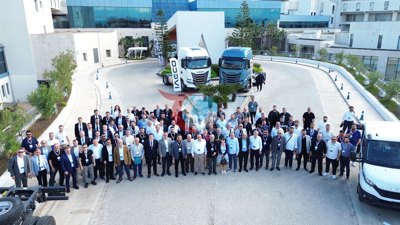 IVECO, Türkiye'nin Üstyapıcılarıyla Antalya'da Güç Tazeledi
