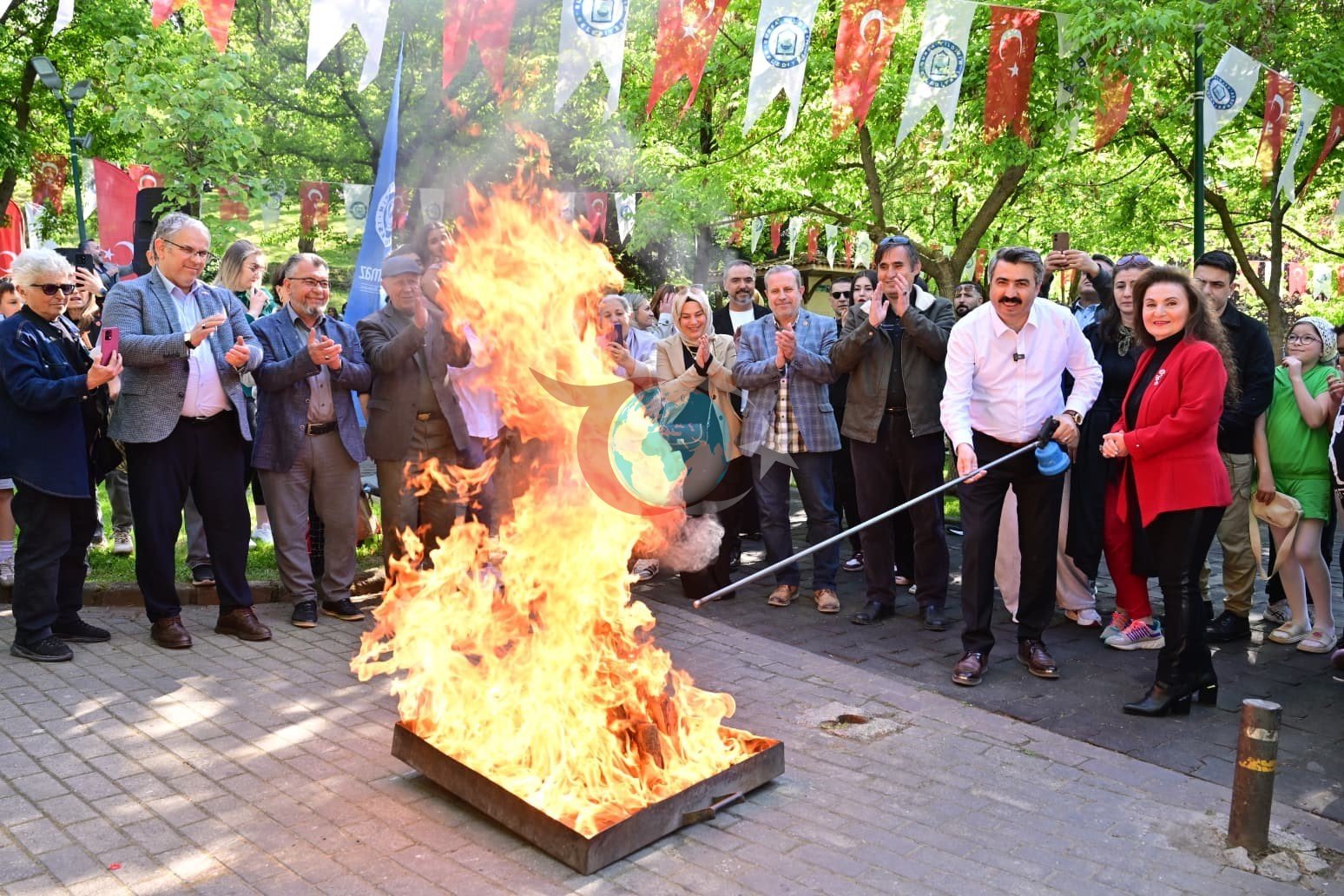 Yıldırım'da Hıdırellez Şenlikleri Renkli Anlara Sahne Oldu