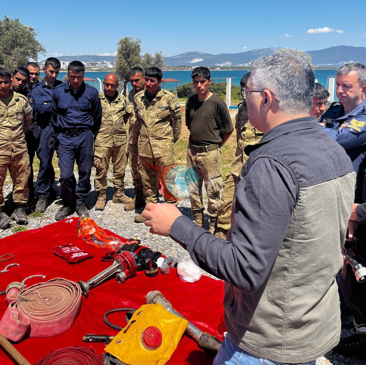 Askeri personele orman yangını eğitimi