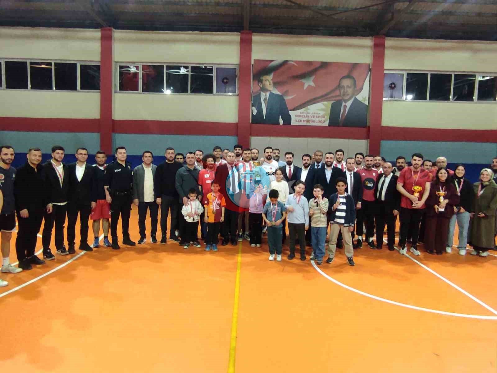 Sason'da Voleybol Turnuvası Büyük Finalle Tamamlandı