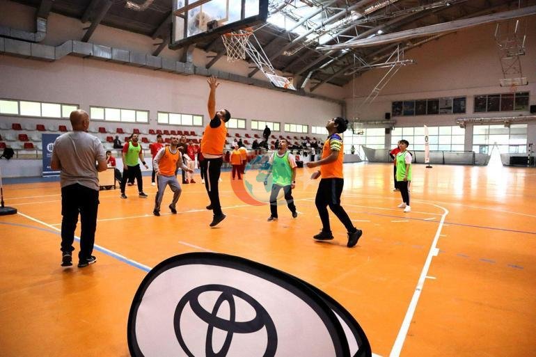 Malatya’da özel sporcular sahada iz bıraktı