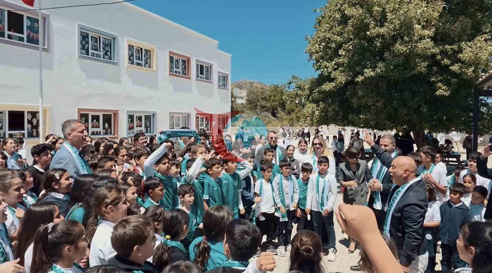 Bodrum FK'nın Okul Ziyaretlerinde Renkli Anlar
