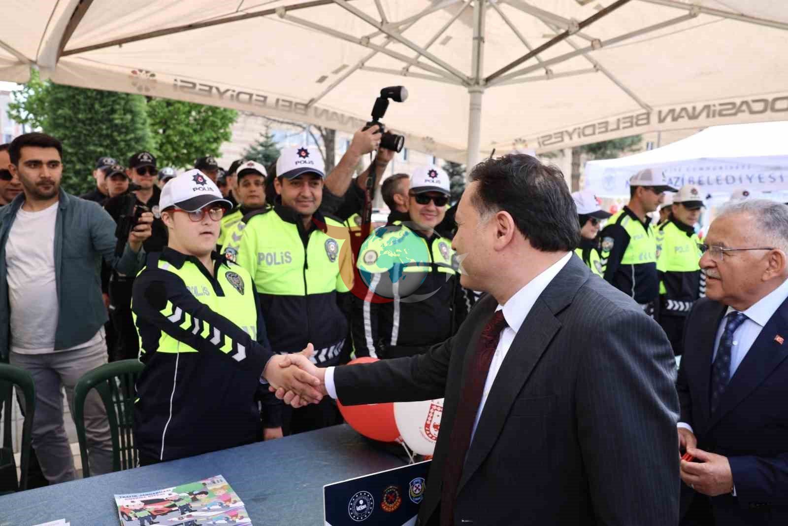 Vali Çiçek: Trafik Kazalarında Ölümler Yüzde 60 Azaldı