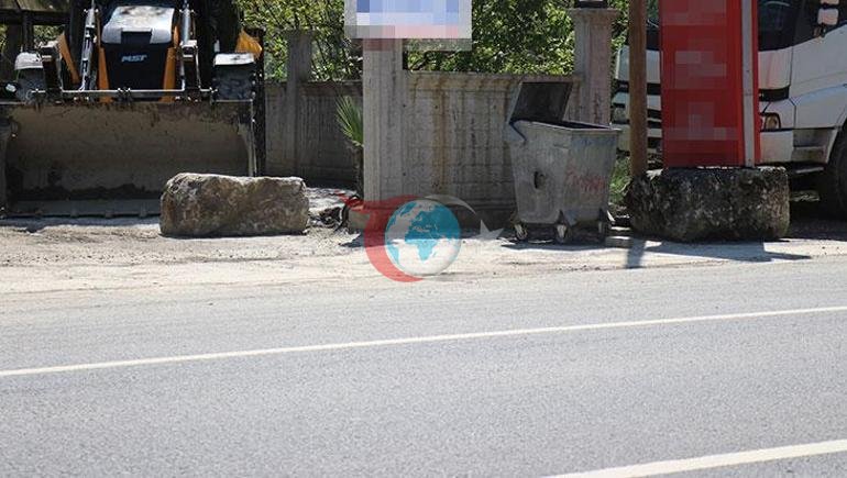 Sakaryada kahreden kaza Çöp kamyonu altında kalan kadın hayatını kaybetti