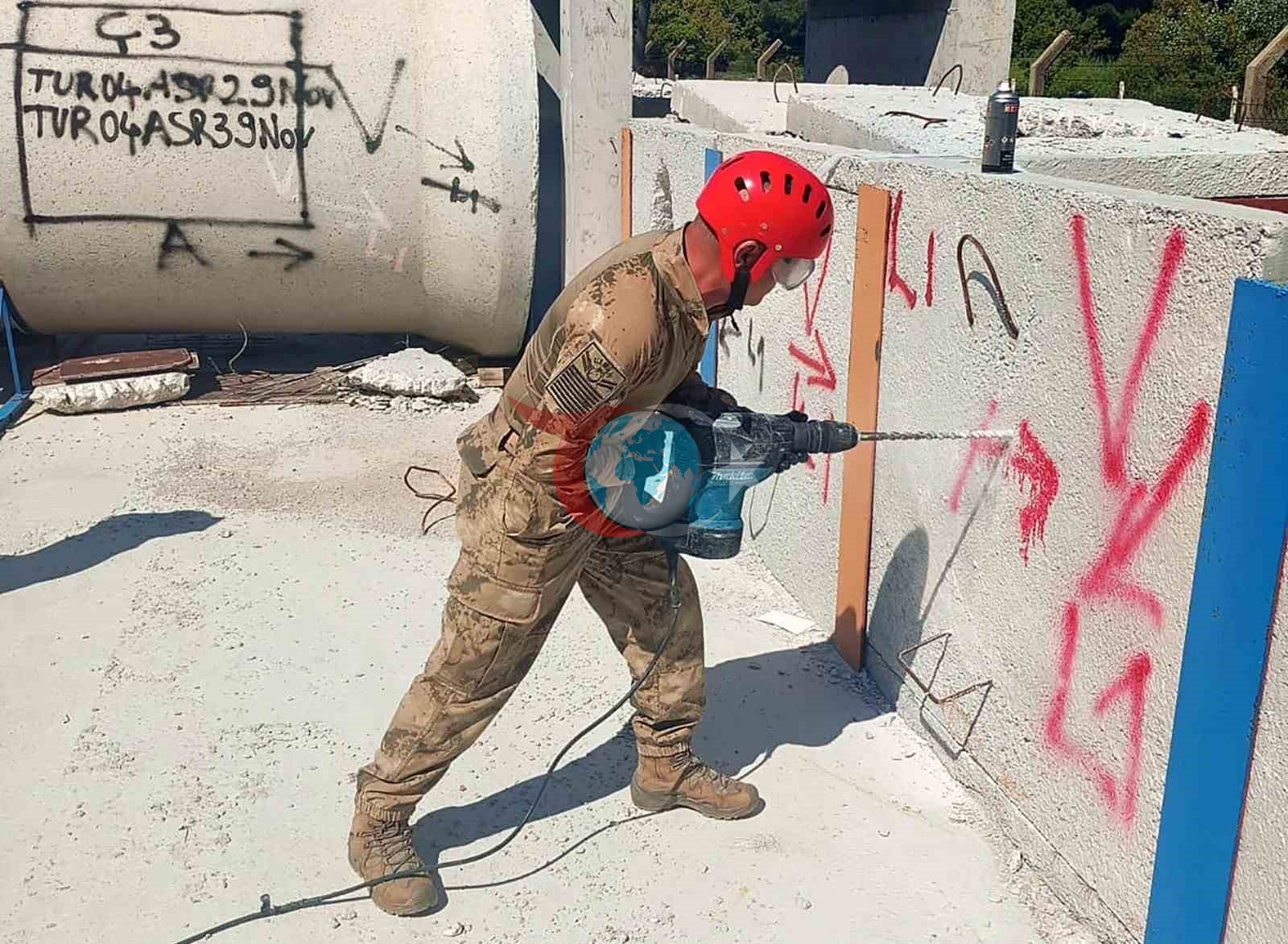Askerlere AFAD'dan Özel Arama Kurtarma Eğitimi