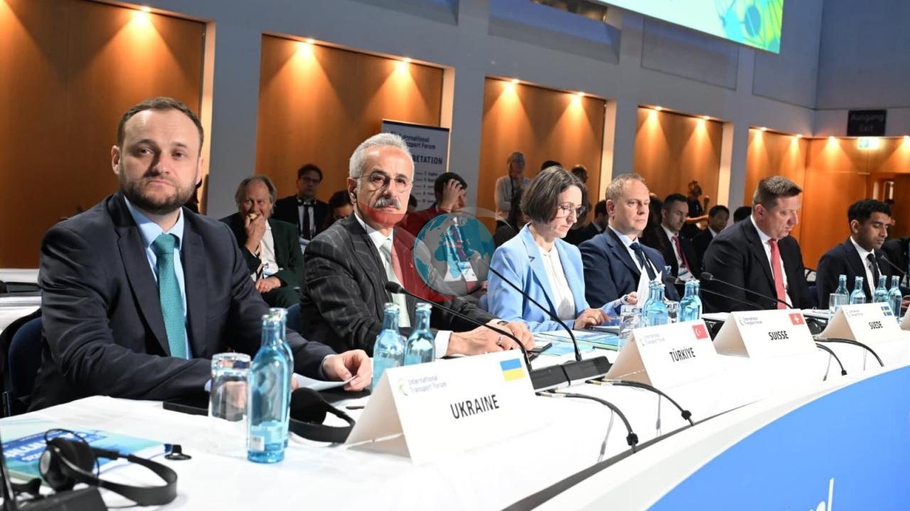 Bakan Uraloğlu: Alternatifsiz Sistemler Savunmasız Kalır
