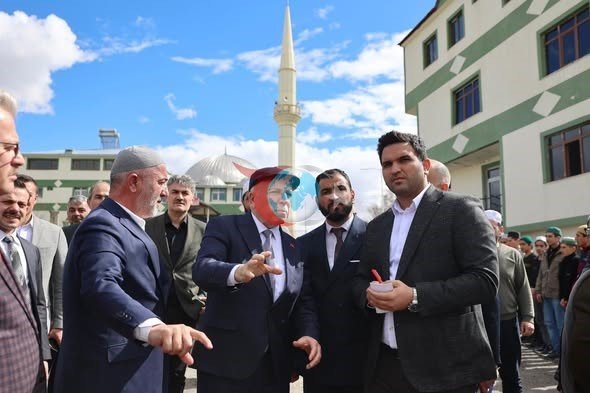 Başkan Sekmen, Çat İlçesini Ziyaret Etti