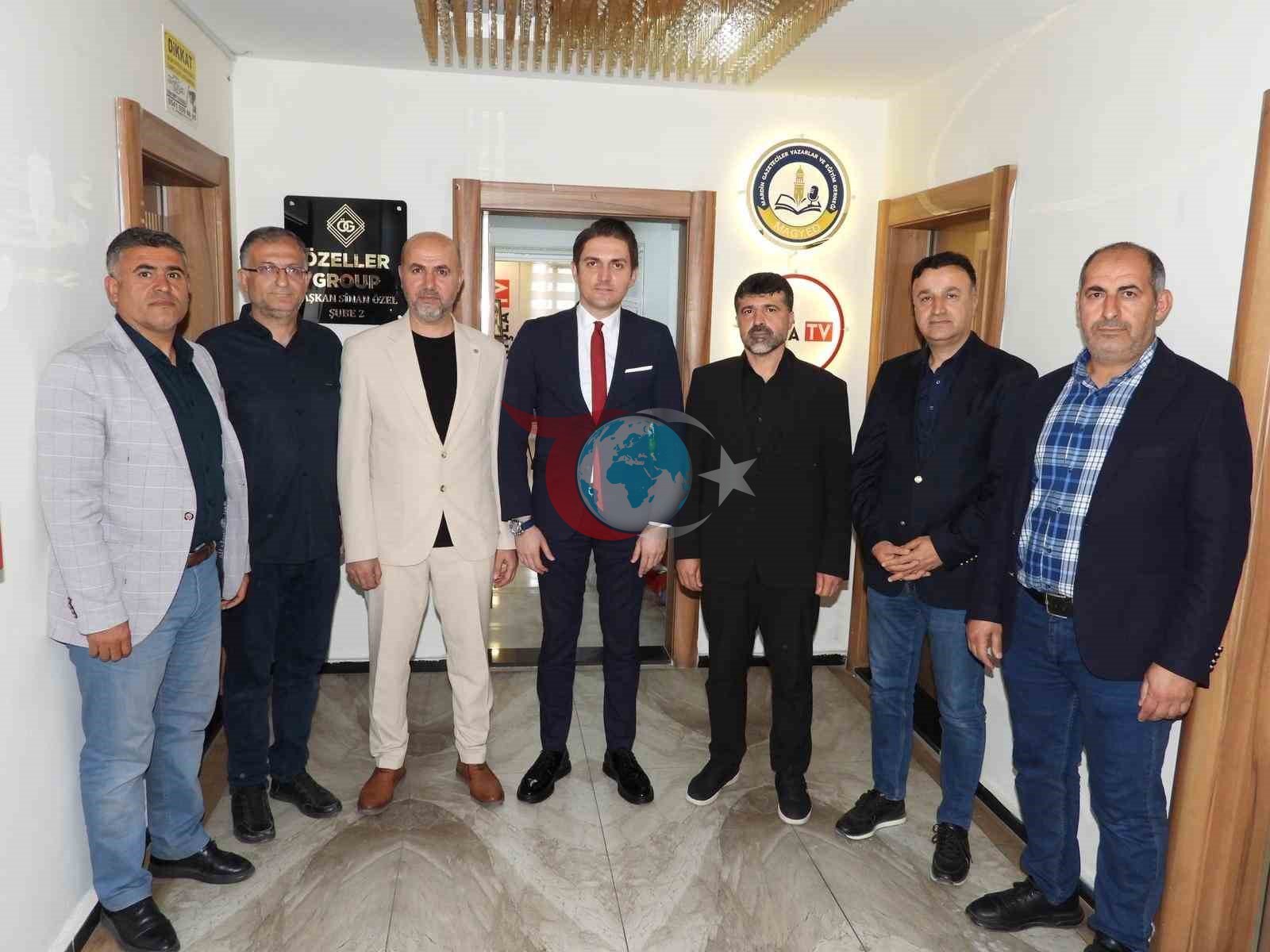 Kaymakam Çakır, MAGYED Başkanı Aslan ile bir araya geldi