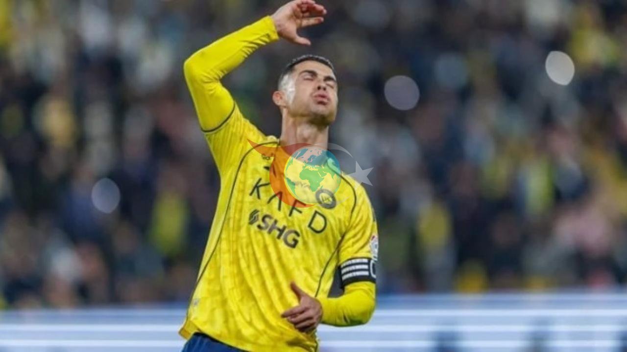 Ronaldo'ya Maçta 'Messi' Sloganlarıyla Provokasyon