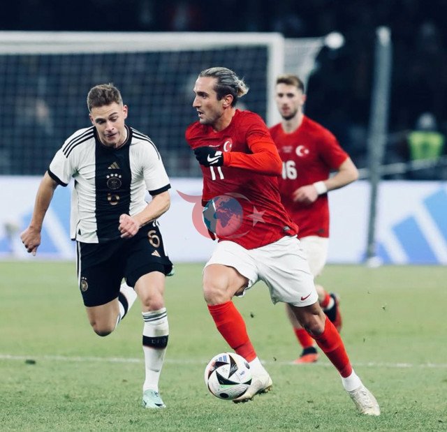 Milli futbolcudan kötü haber! Çapraz bağları koptu - Resim: 1