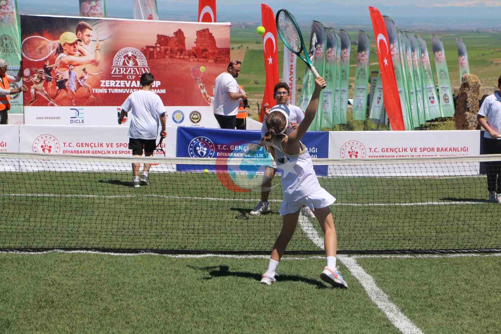 Diyarbakır’da 2. Zerzevan Cup lansmanı tarihi kalede gerçekleştirildi