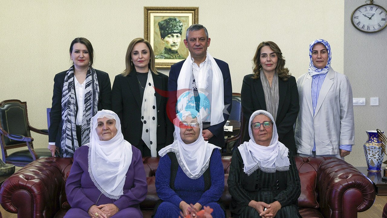 Barış Anneleri'nden Siyasi Partilere Anlamlı Ziyaretler