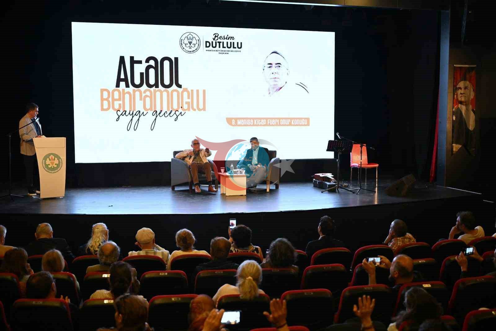 Ataol Behramoğlu, Manisa'da Şiir ve Söyleşi İle Anıldı