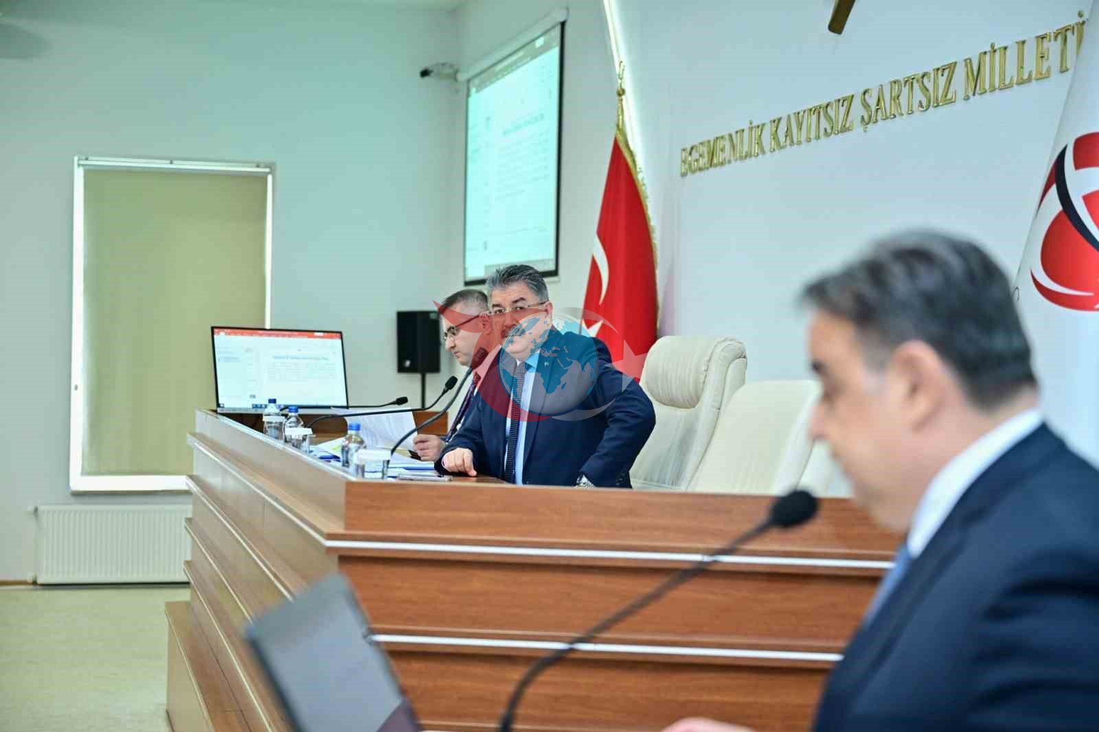 Vali Dr. Erdinç Yılmaz'ın Öncülüğünde Hayvan Koruma Toplantısı Yapıldı