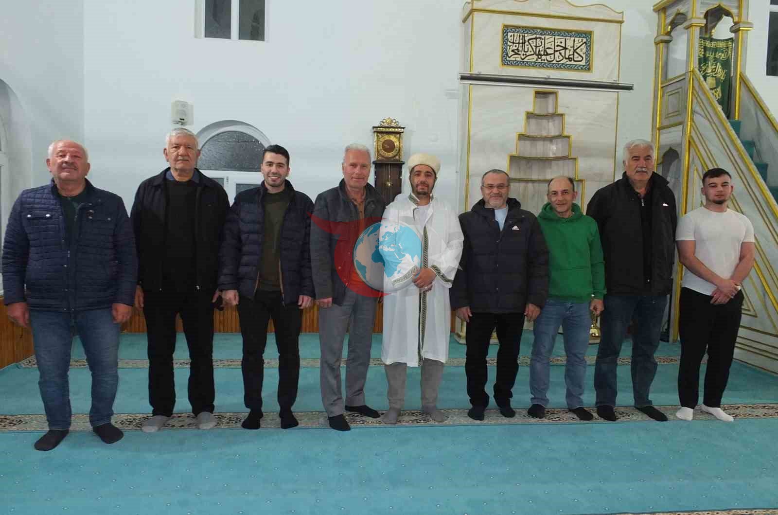 Burhaniye'de Müftü Tüfekçioğlu Cami Ziyaretlerine Başladı