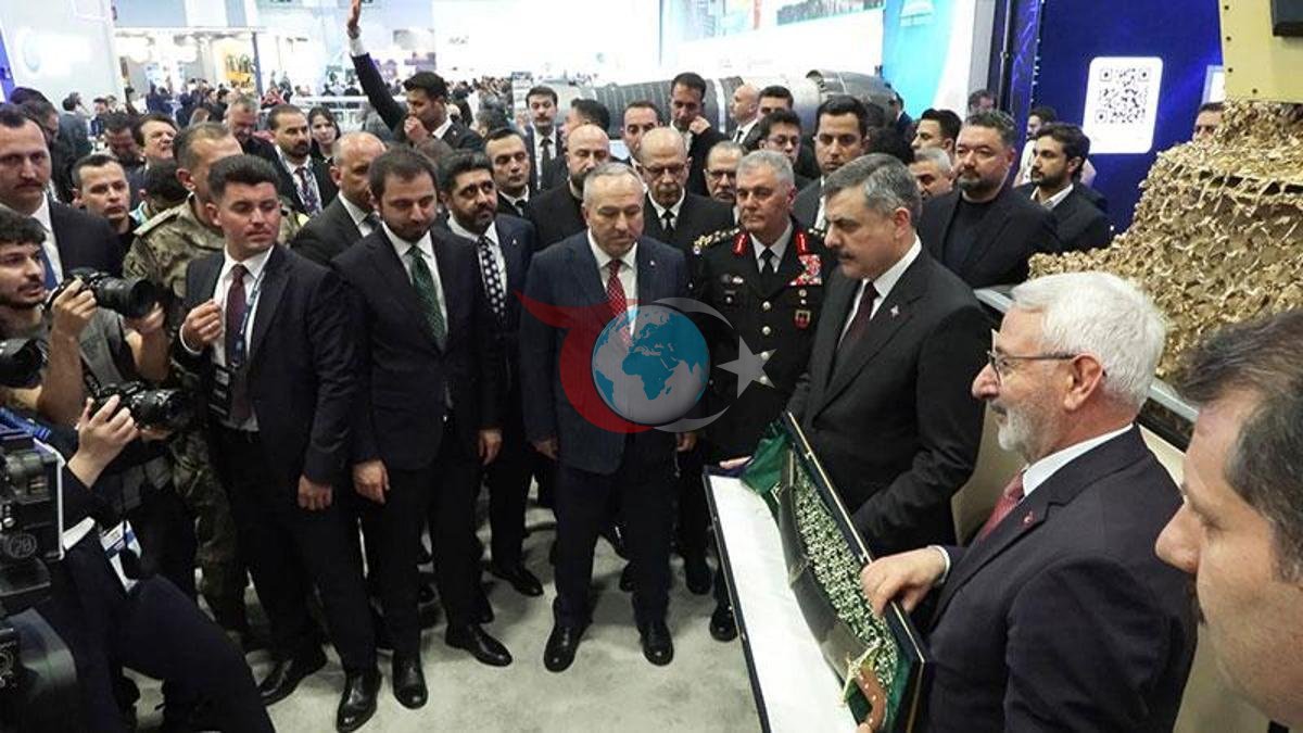 İçişleri Bakanı Çiftçi, SAHA 2026 Fuarı'nda Yerini Aldı