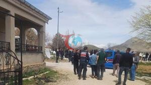 Kayseride korkunç olay 4 çocuk annesi eşini öldürüp aynı silahla intihar etti