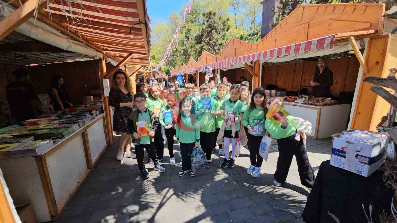 Bahçelievler İlköğretim Öğrencileri Kitap Fuarında Buluştu