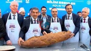 Bakan Kacır: ‘Esenler’e muhteşem bir teknopark kazandırıyoruz’