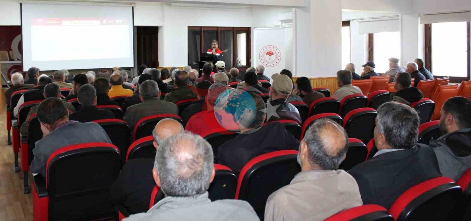 Tercan'da Kırsal Kalkınma ve Sulama Destekleri Hakkında Toplantı Yapıldı