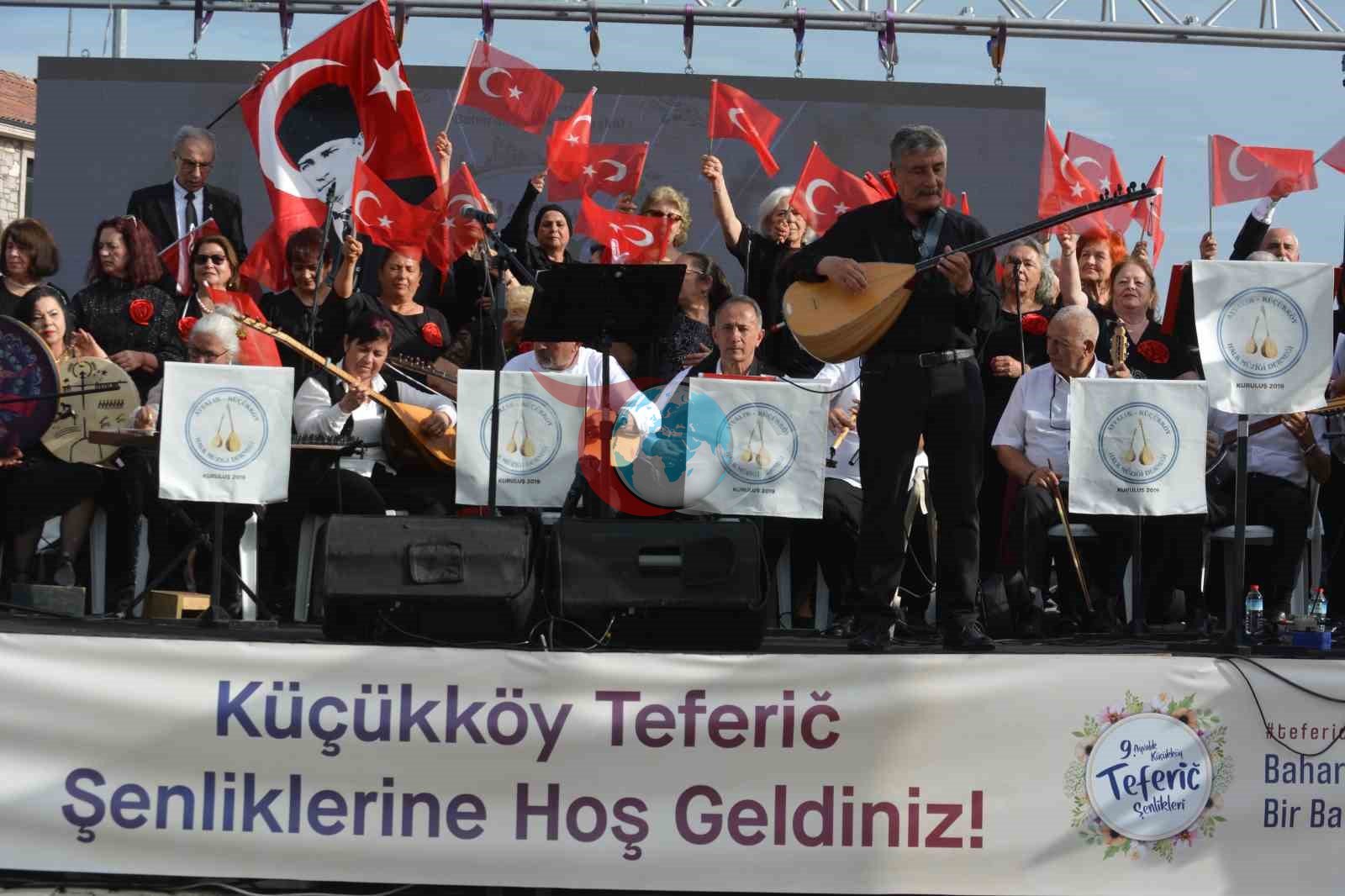 Ayvalık Teferic Şenlikleri'nde Türküler Yankılandı