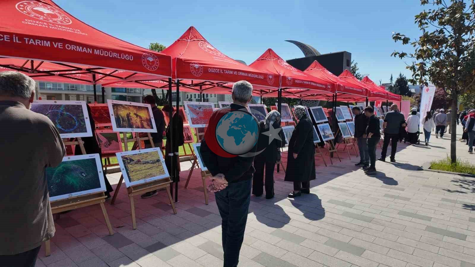 Bereketin Yüzyılı fotoğraf sergisi Düzce&rsquo;de vatandaşlarla buluştu