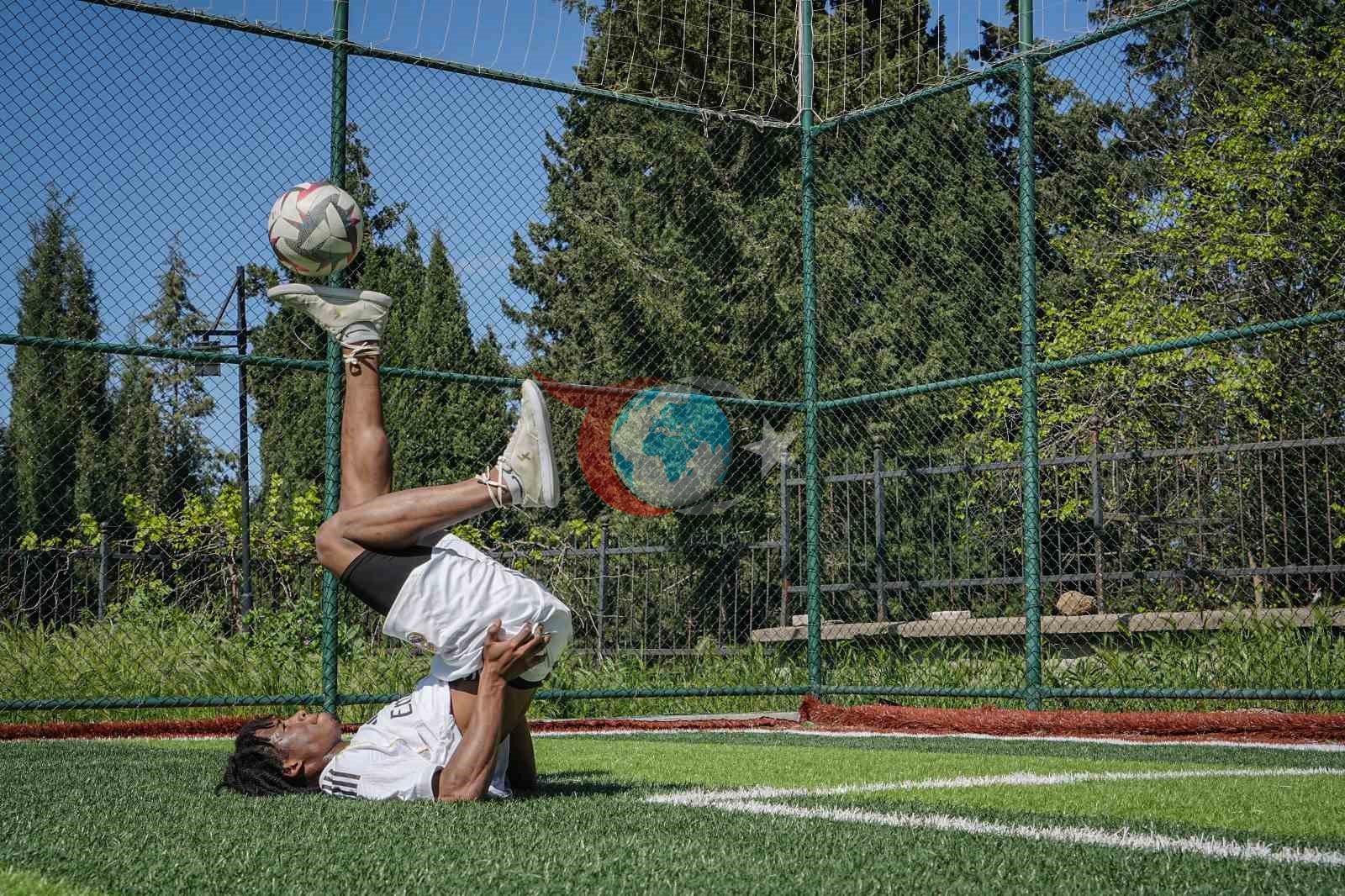Uludağ'ın Eteklerinde Futbol Şov: Bursa'nın Yerli Yıldızı Diallo