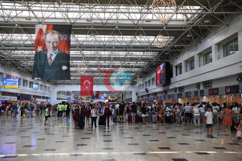 Bakan Uraloğlu: 4 ayda hava yolunda 67 milyon 496 bin 871 yolcu seyahat etti