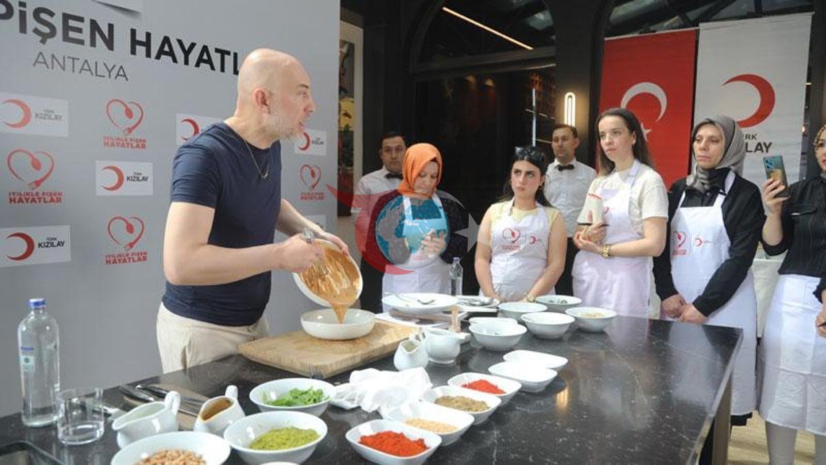 Depremzede Kadınlar Antalya'da Gastronomi Eğitimi Aldı